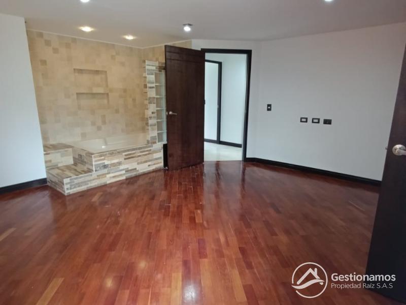 WhatsApp Image 2025-11-13 at 10.05.49 AM.jpeg